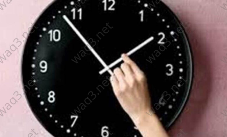 783